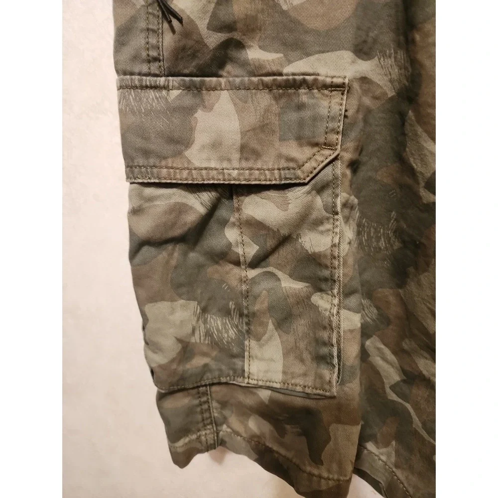 Levi Strauss Signature Cargo Camo Shorts Mens 42 Work Outdoor Military 9 Inch